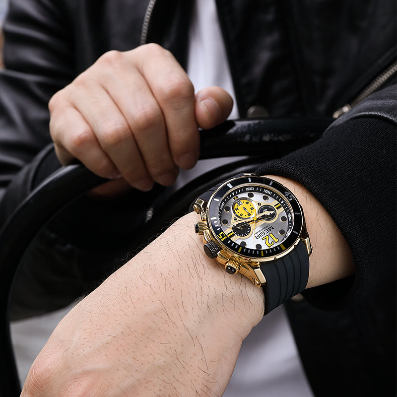 AL3015T Gold Stylish chronograph dial Analog Watch
