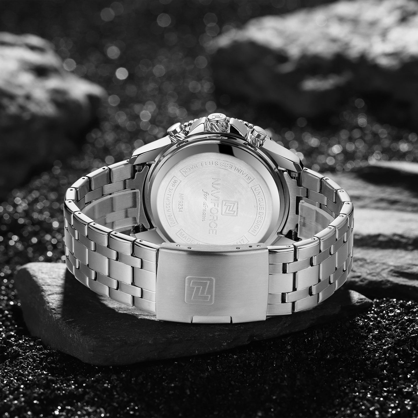 Naviforce NF9234 Versatile design Silver-Green color Analog-Digital Watch