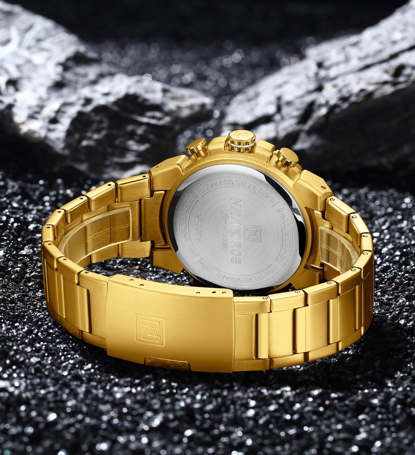 Naviforce NF8071 Gold choronograph dial Analog Watch