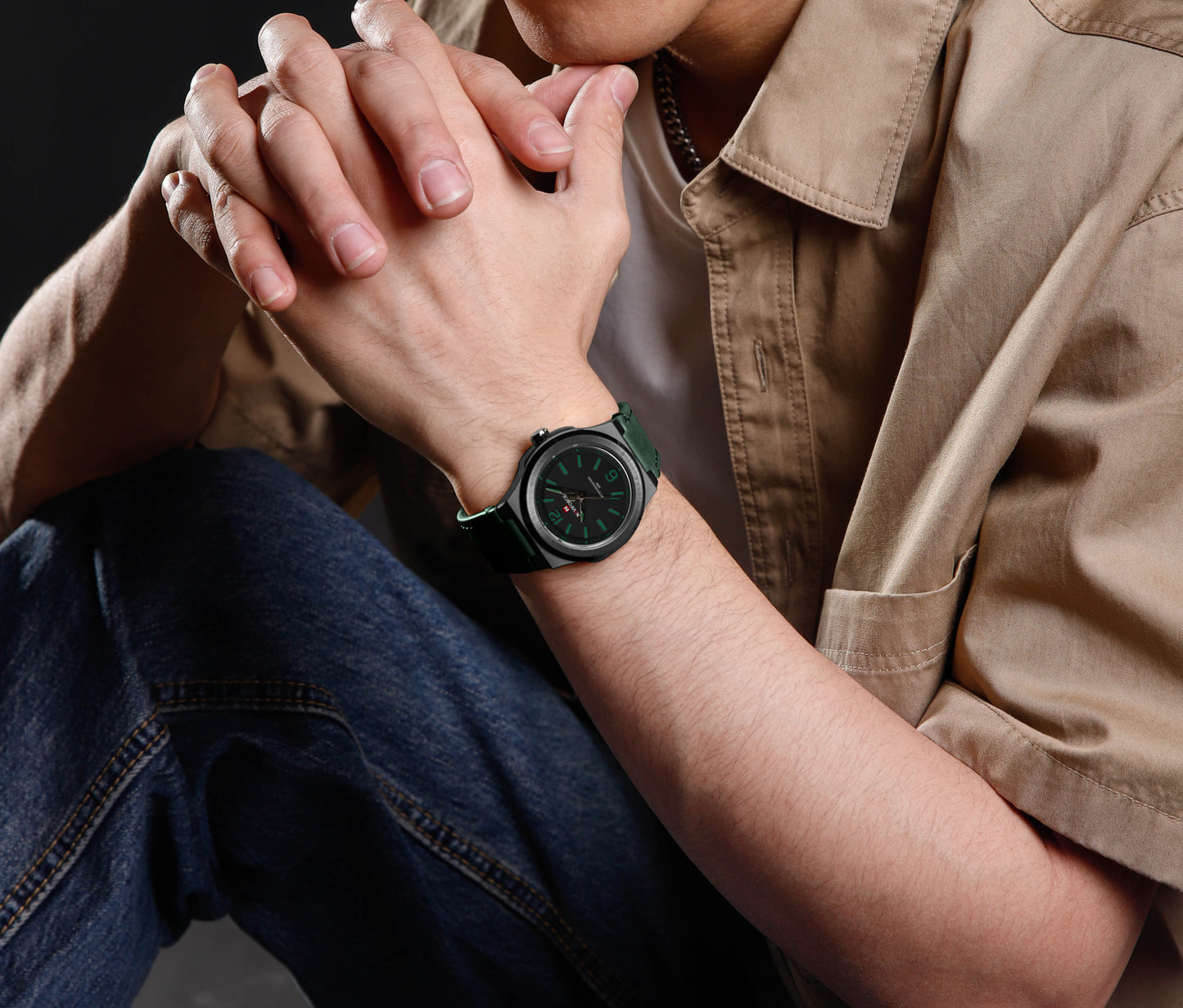 Naviforce NF9233 black and green with leather strap Analog Watch