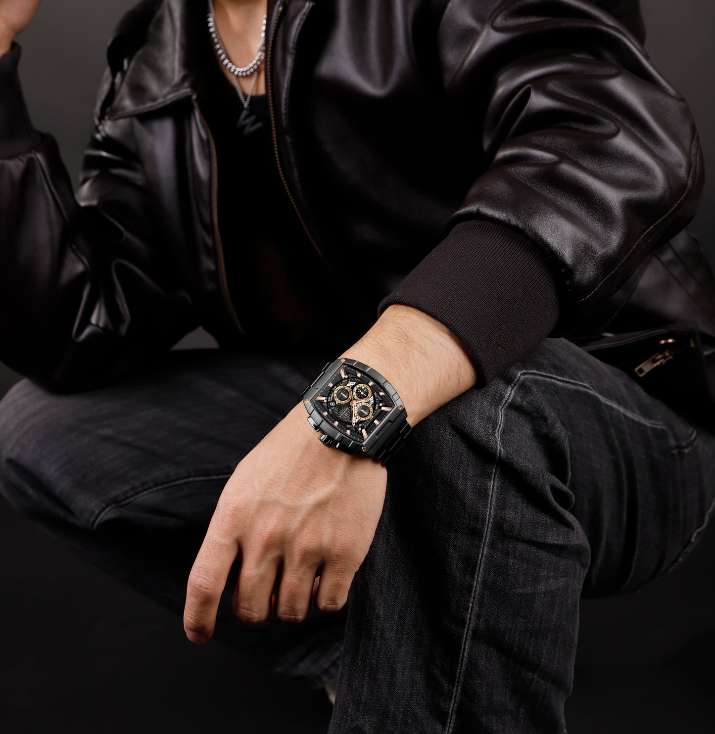 Naviforce NF8066 Rose Gold Cronograph Dial Analog Watch
