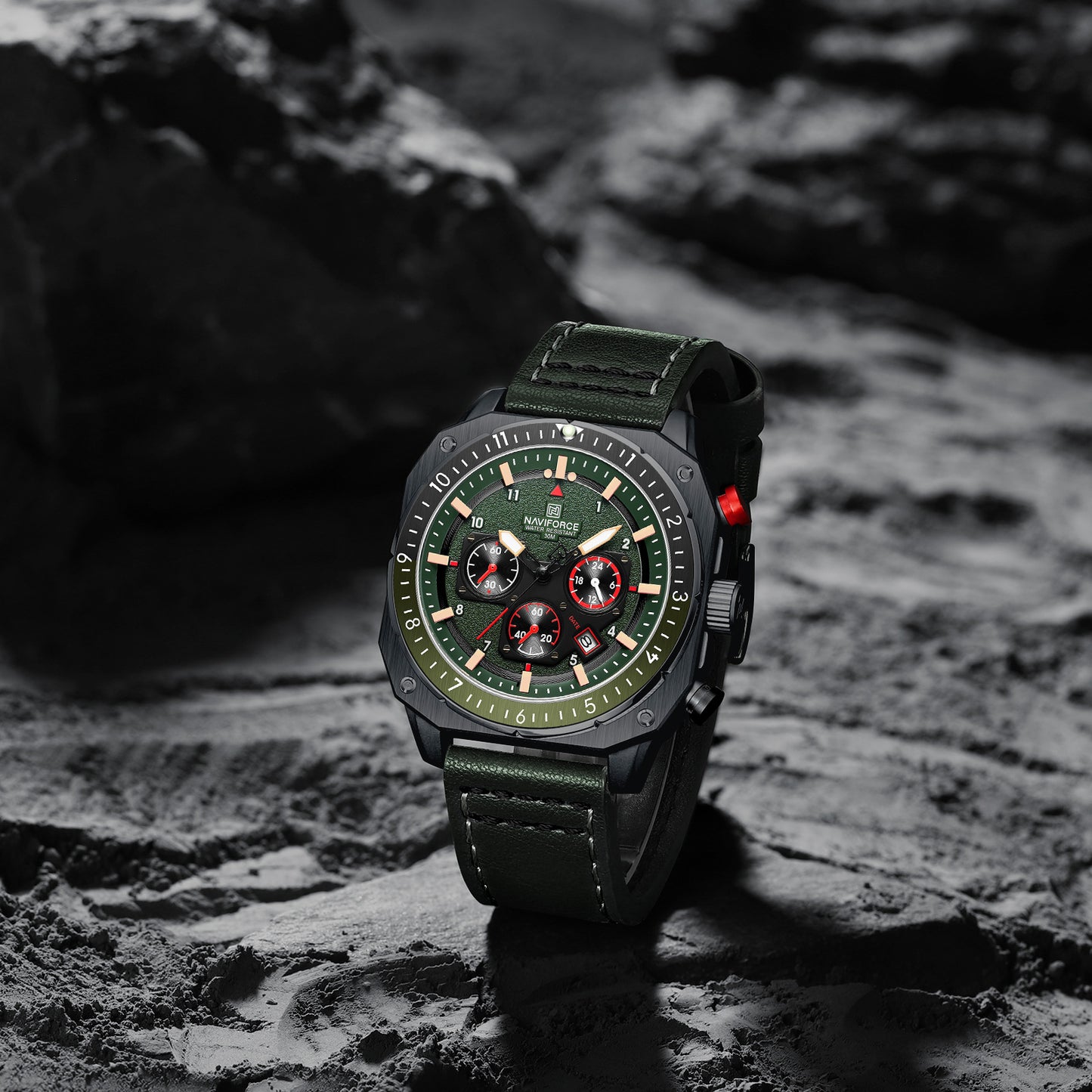 Naviforce NF8057 Green Leather Strap Analog Watch