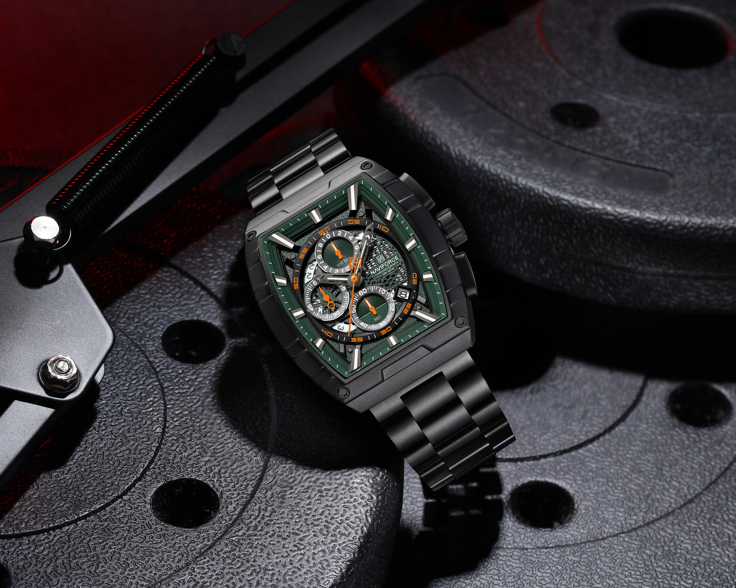 Naviforce NF8066 Green Cronograph Dial Analog Watch