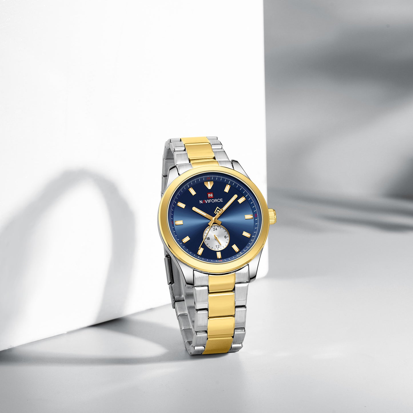 Naviforce NF9231 Blue Dial Classic Modern Looking Analog Watch