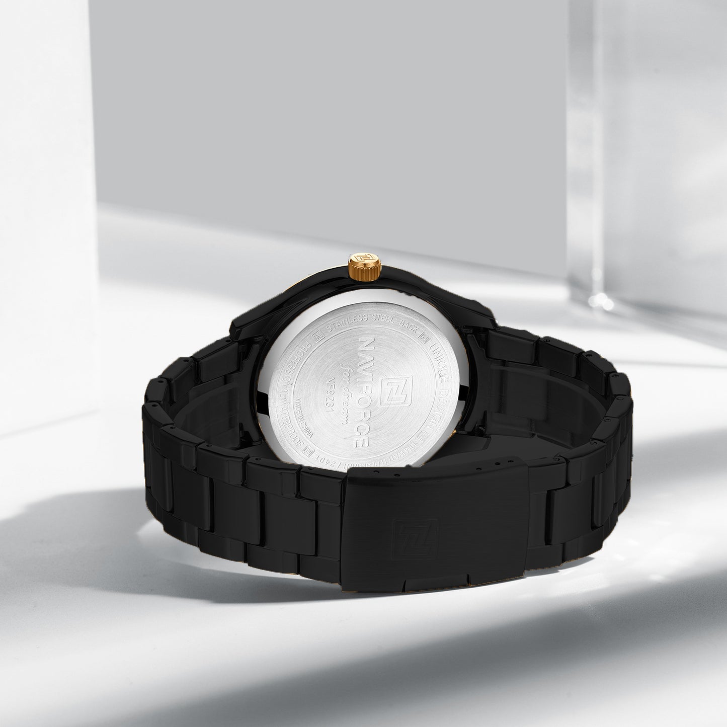 Naviforce NF9231 Black Dial Classic Modern Looking Analog Watch