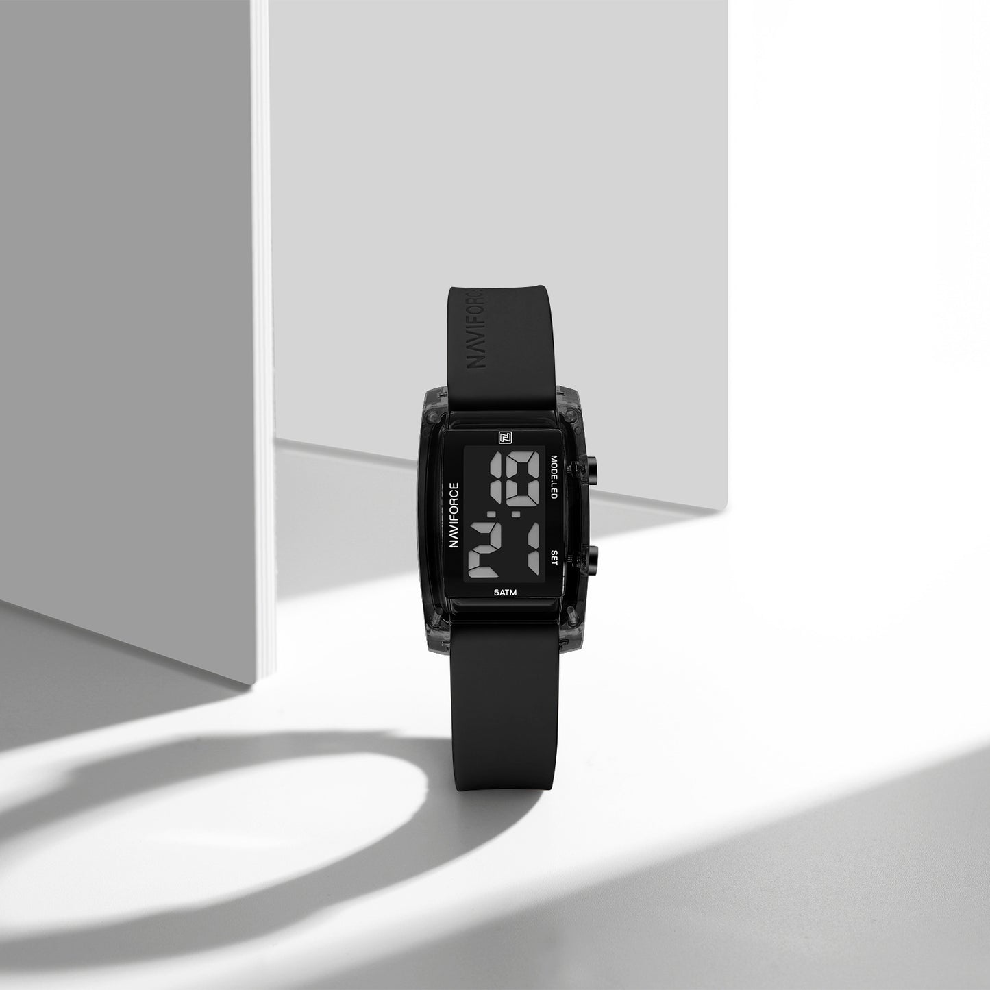 NF7118 Black rectangular dial with silicone strap Digital Watch