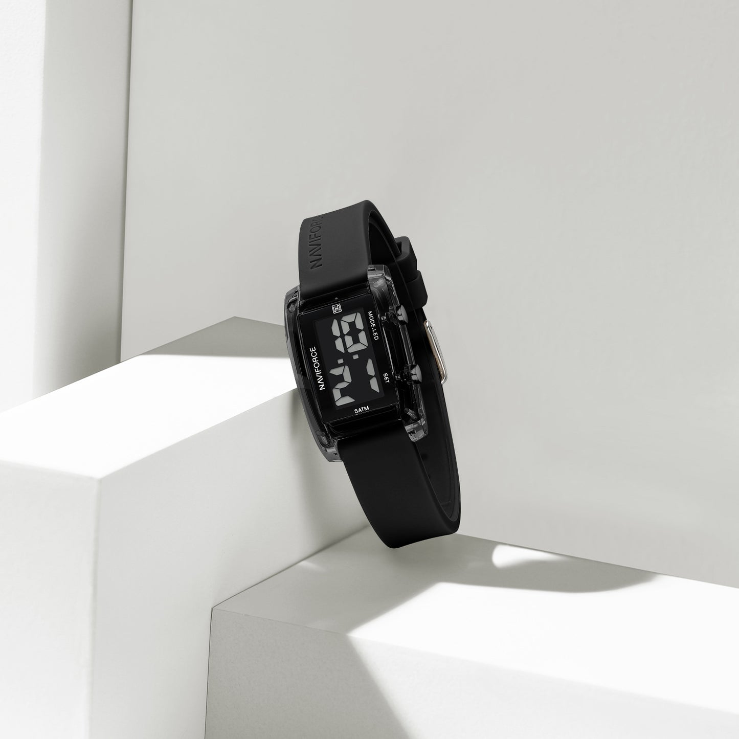 NF7118 Black rectangular dial with silicone strap Digital Watch