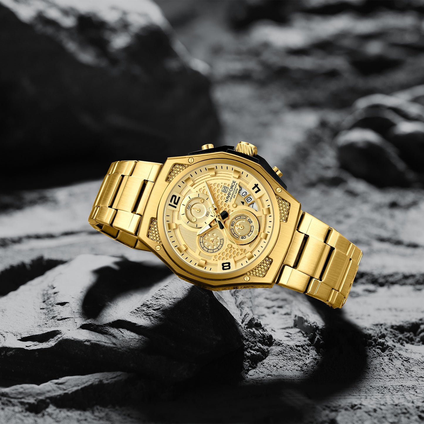 Naviforce NF8051S Elegant Gold stainless Steel strap Analog Watch