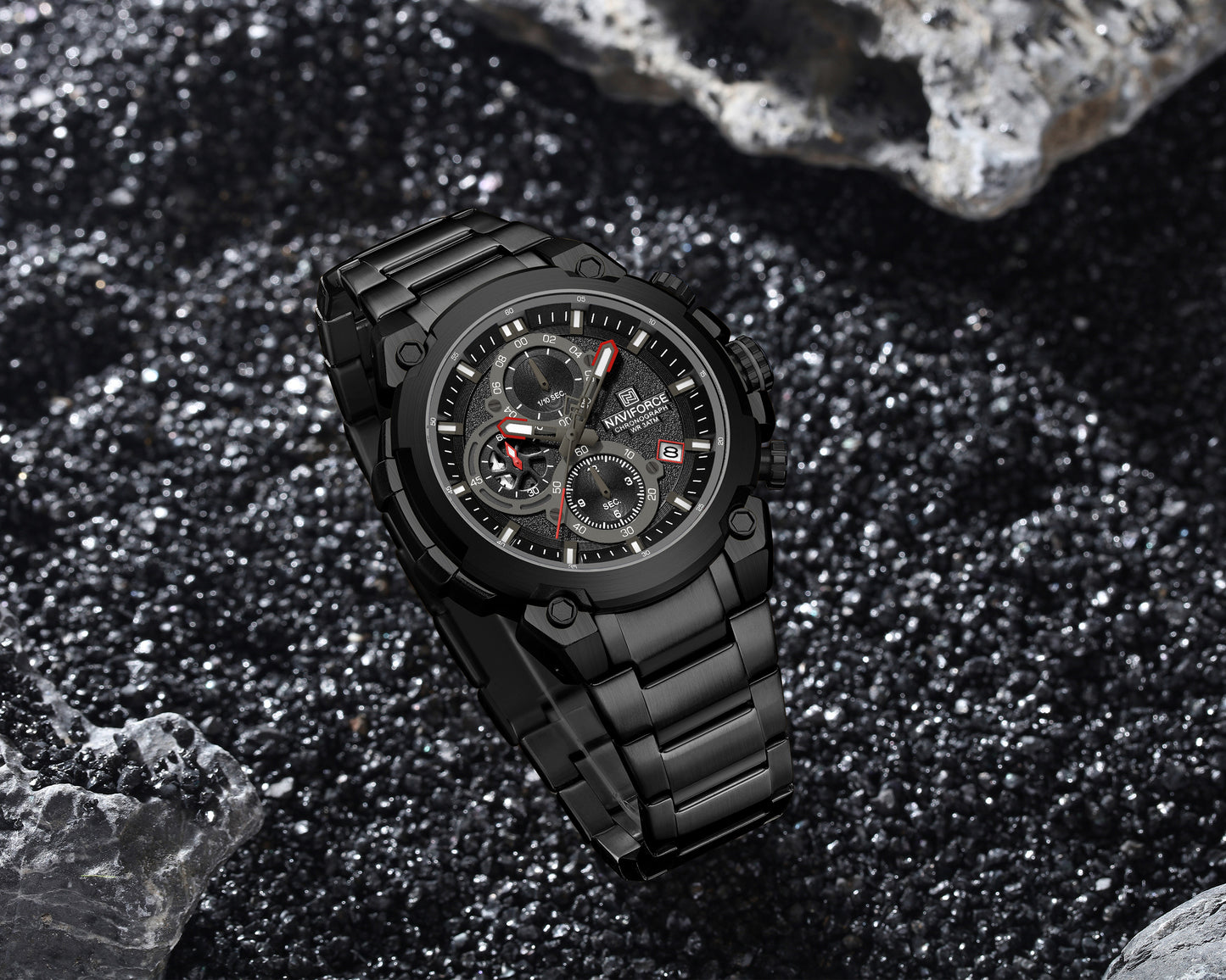 Naviforce NF8071 Black choronograph dial Analog Watch