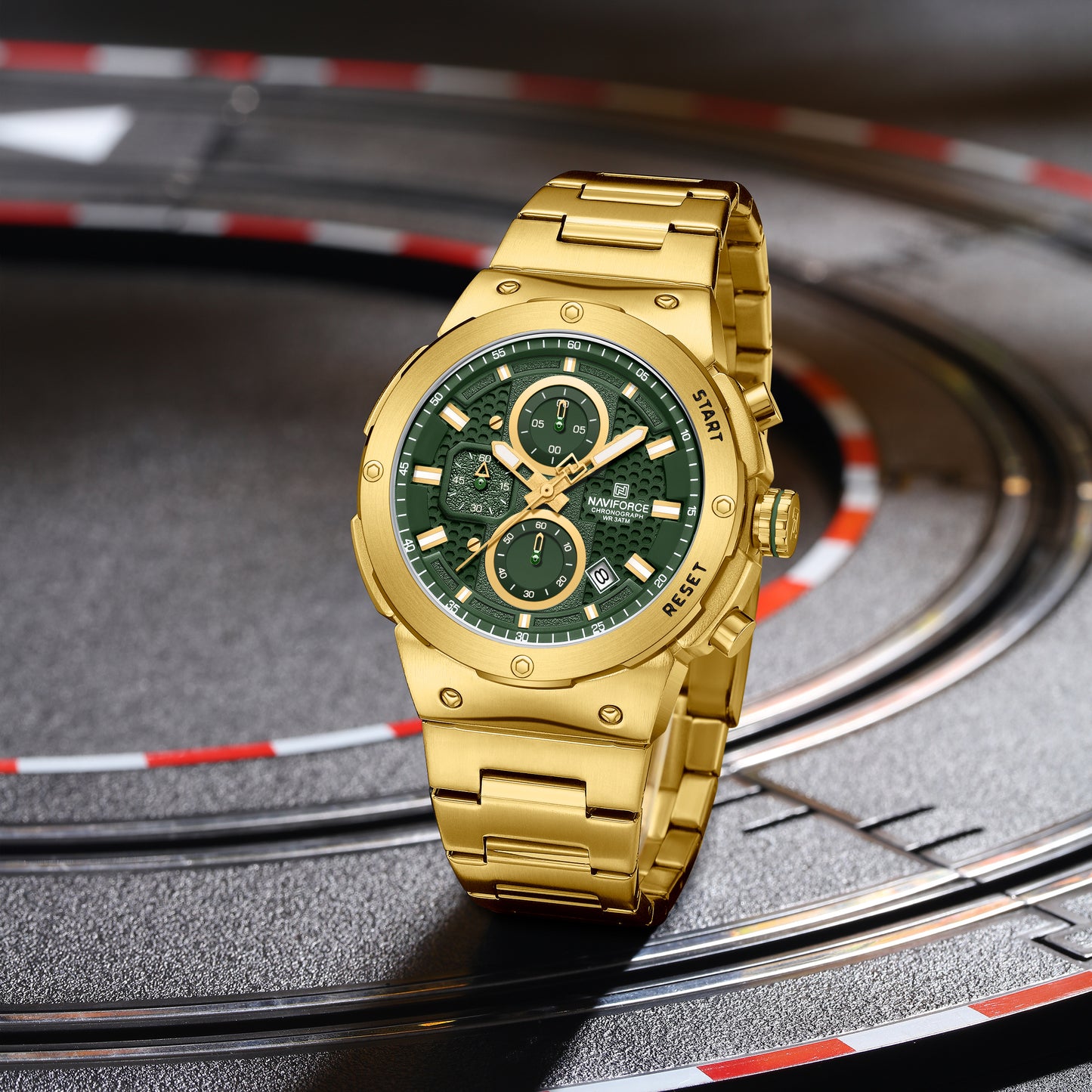 Naviforce NF8072 Men’s Military Style Multifunctional Analog Watch