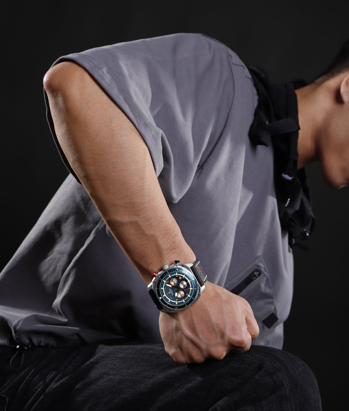 Naviforce NF8057 Blue Leather Strap Analog Watch