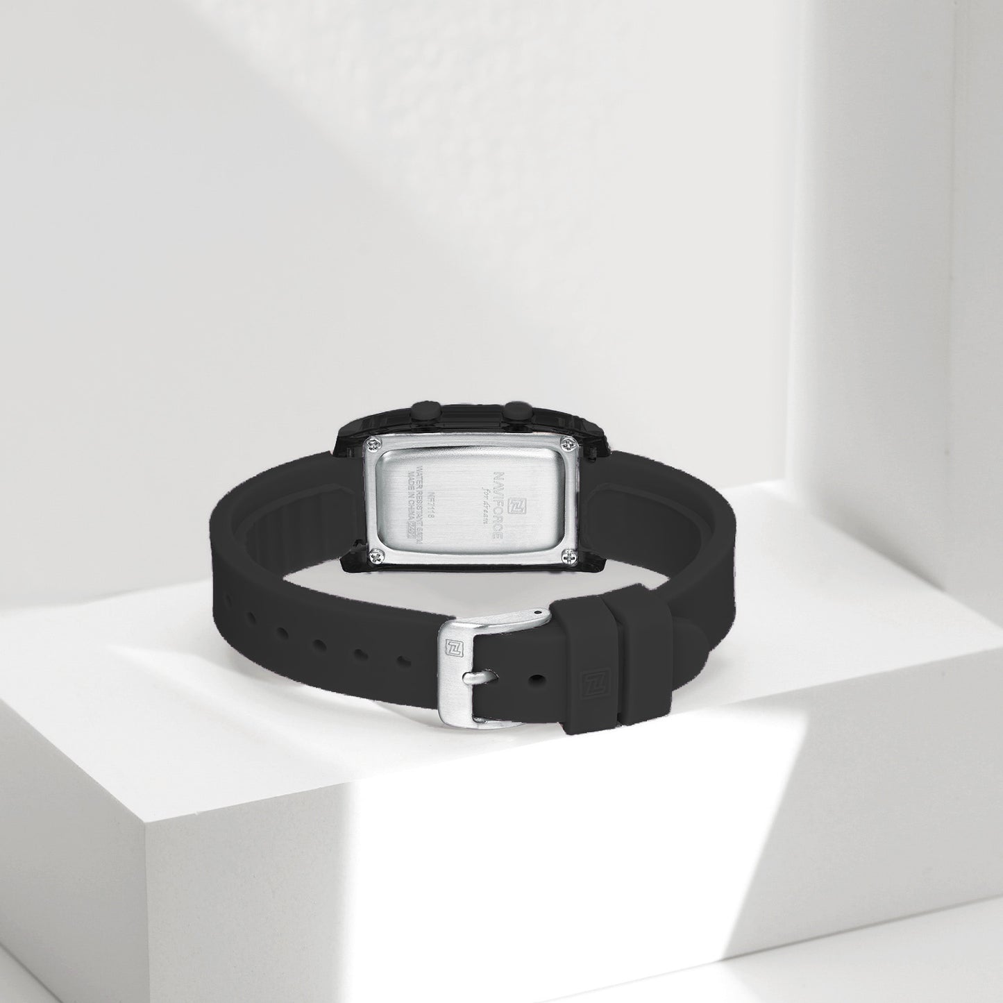 NF7118 Black rectangular dial with silicone strap Digital Watch