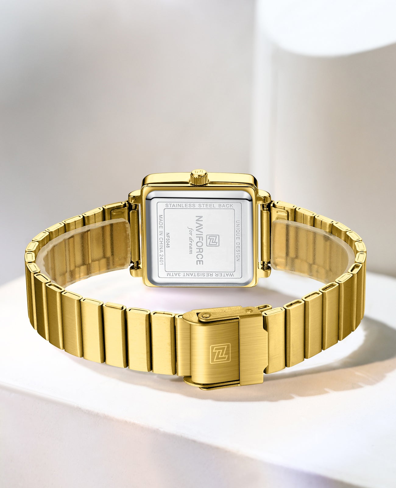 NF5048 Modern Green square dial Analog Watch