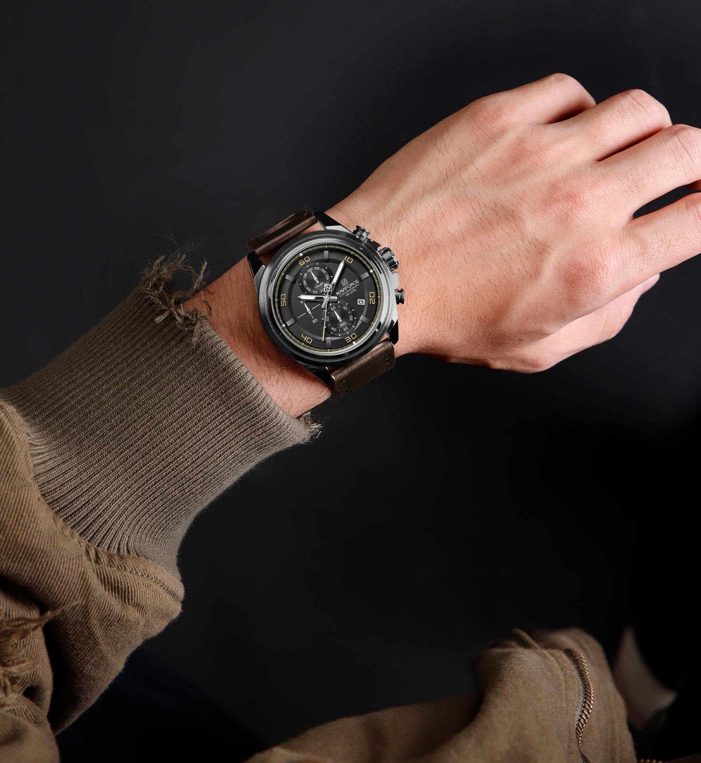 Naviforce NF8075 Brown Military Style Men’s Analog Watch