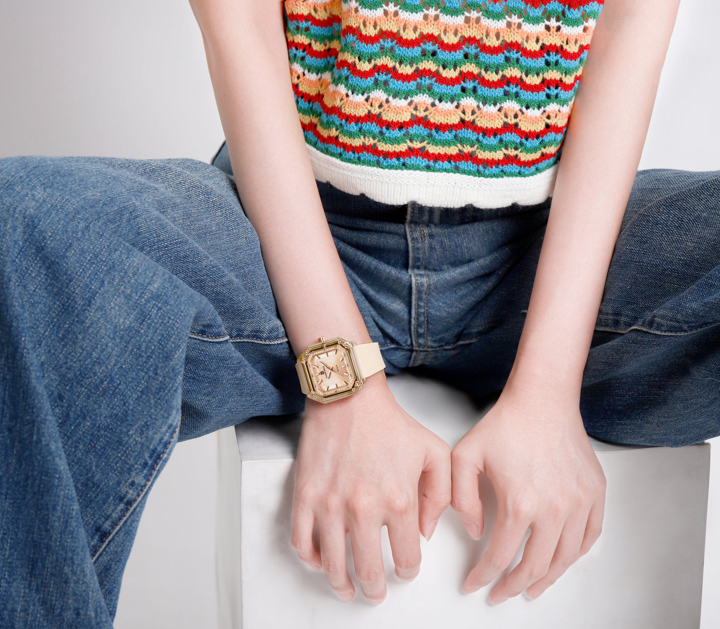 NF7106 Biege Silicone strap Analog Watch