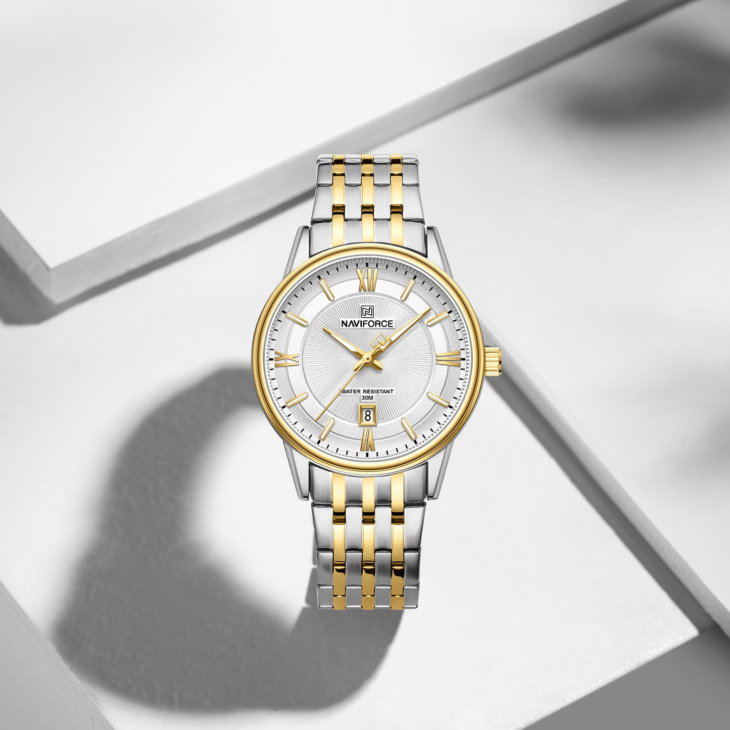 Naviforce NF8040G: Classic Roman Numeral Watch for Men