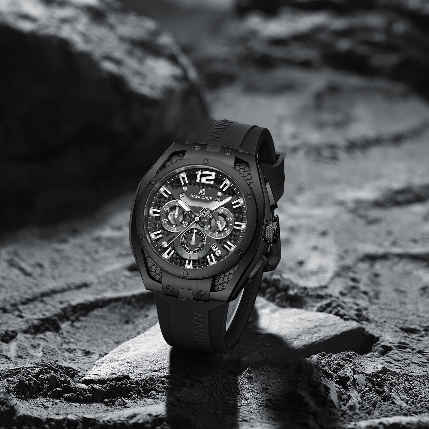 NAVIFORCE NF8063 Black multifuntional chronograph Analog Watch