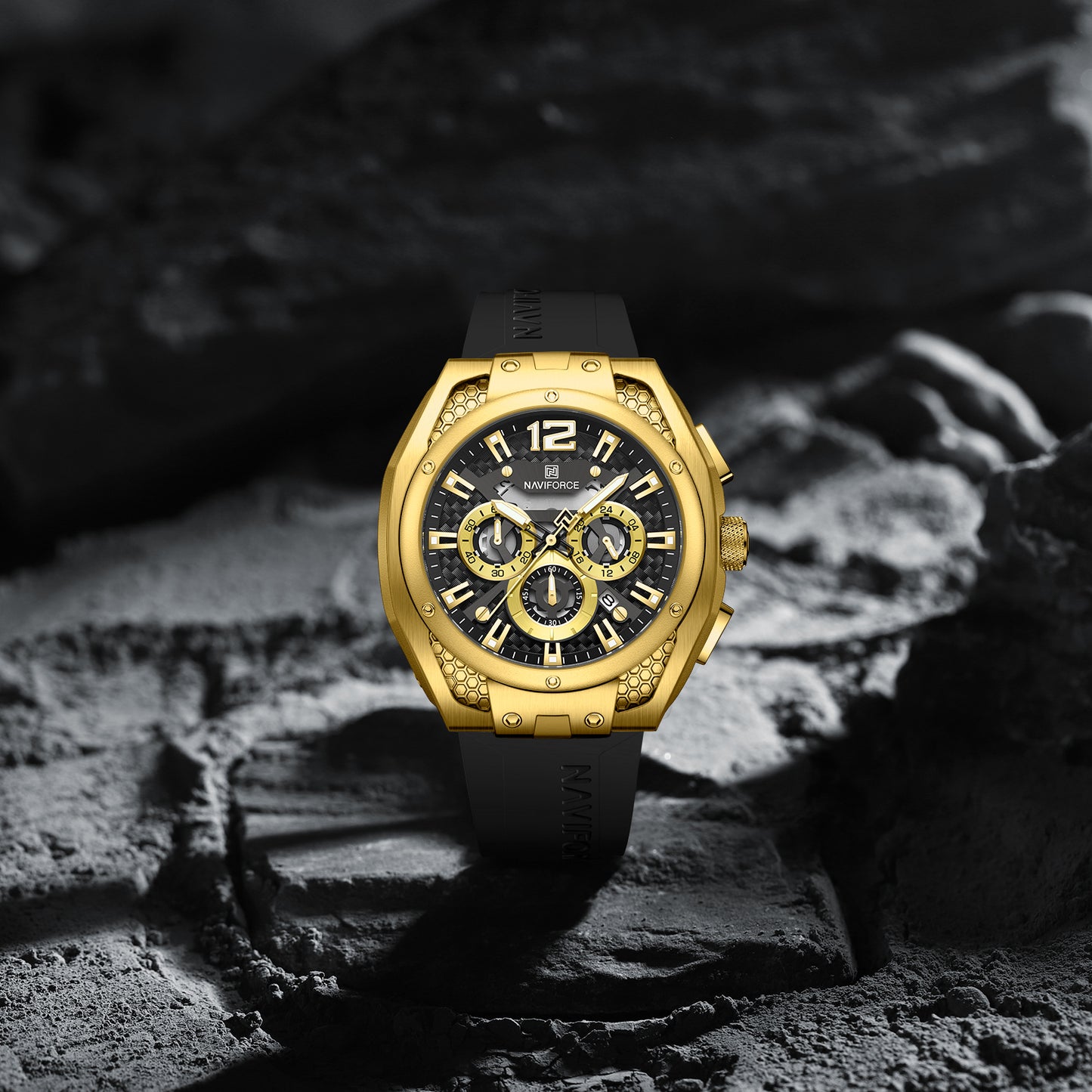 NAVIFORCE NF8063 Gold-Black multifuntional chronograph Analog Watch
