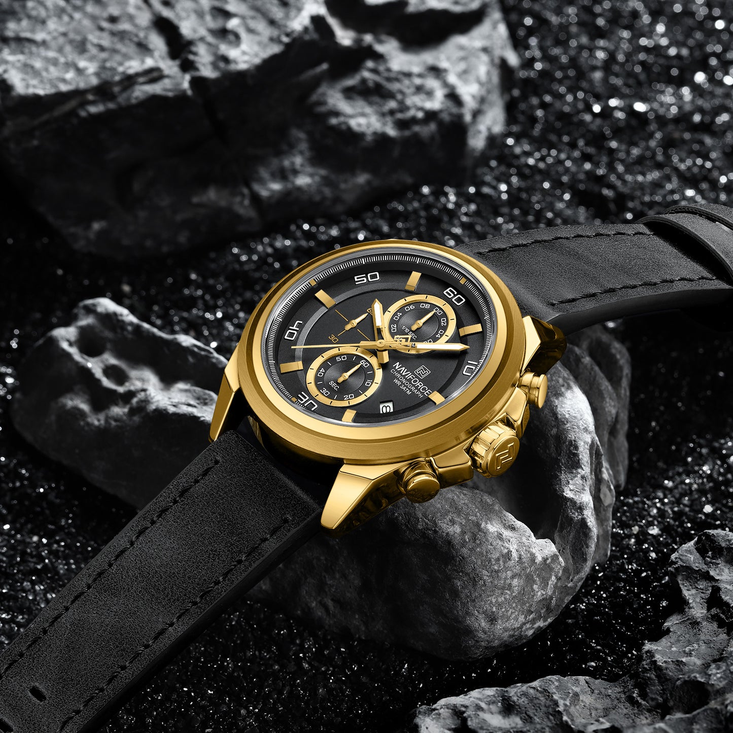 Naviforce NF8075 Gold-Black Military Style Men’s Analog Watch
