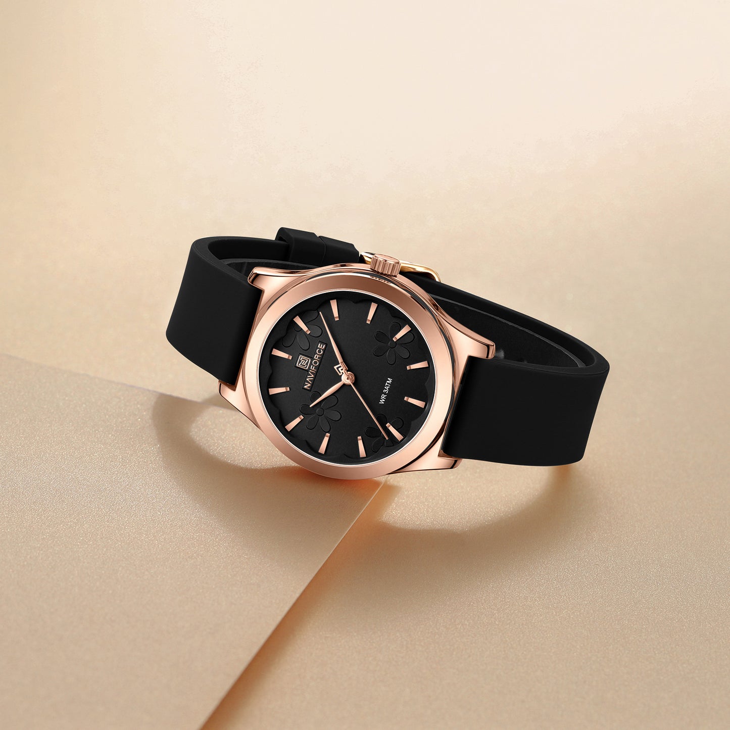 NF5051 Black dial with silicone strap Analog Watch