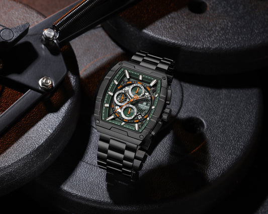 Naviforce NF8066 Green Cronograph Dial Analog Watch
