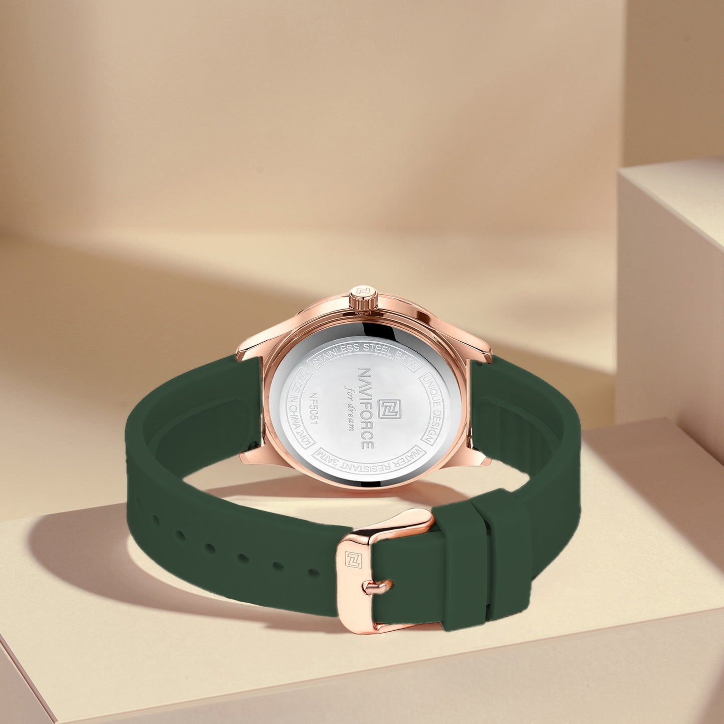 NF5051 Green dial with silicone strap Analog Watch