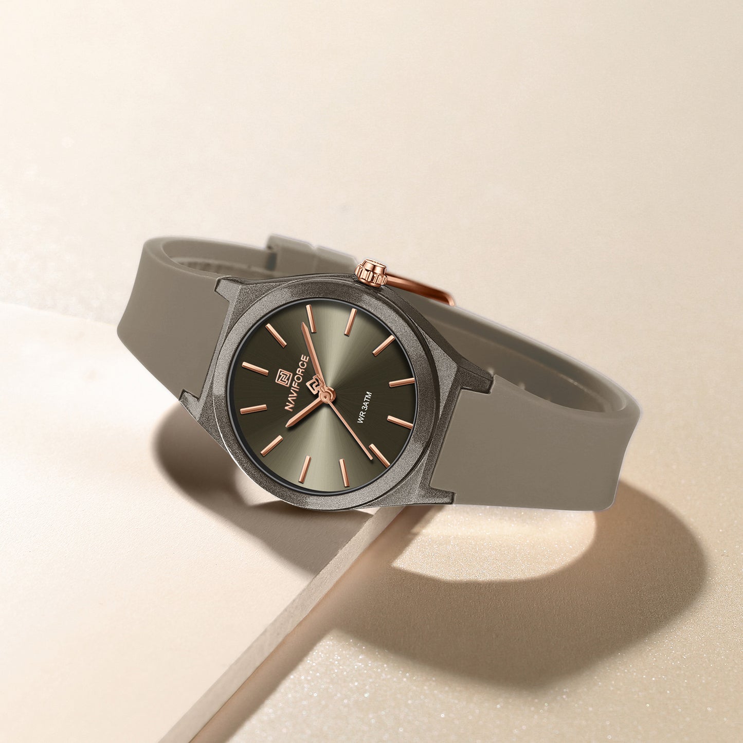 NF5056 Glossy sunburst Gray dial Analog Watch