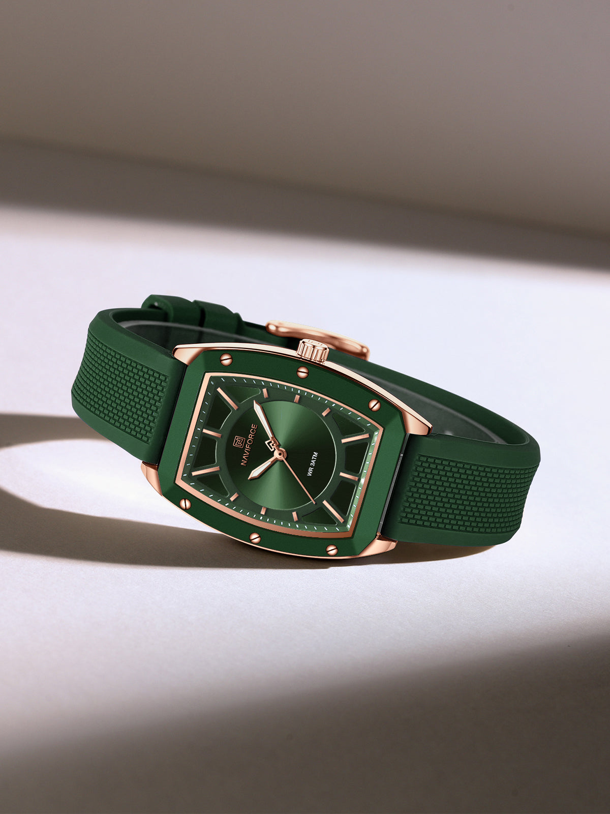 NF5049 Green silicone strap Analog Watch