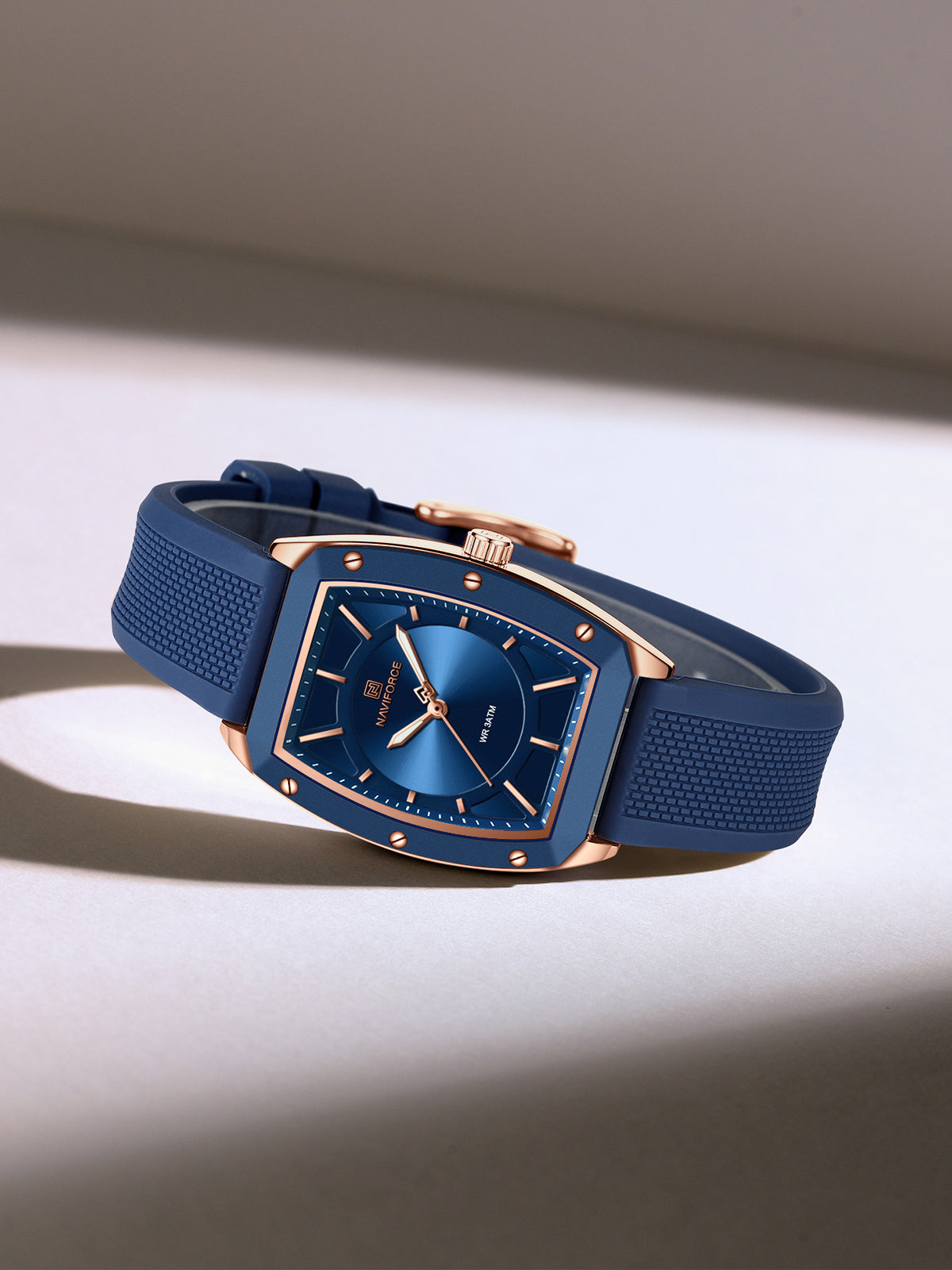 NF5049 Blue silicone strap Analog Watch