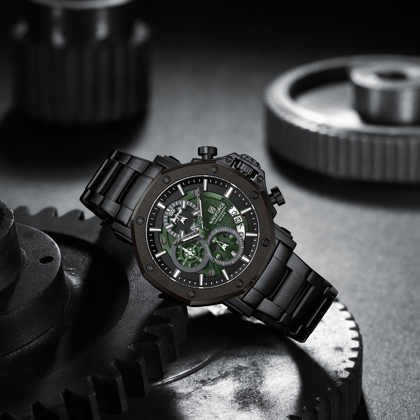 Naviforce NF8065 Black-Green Stainless Steel Analog watch