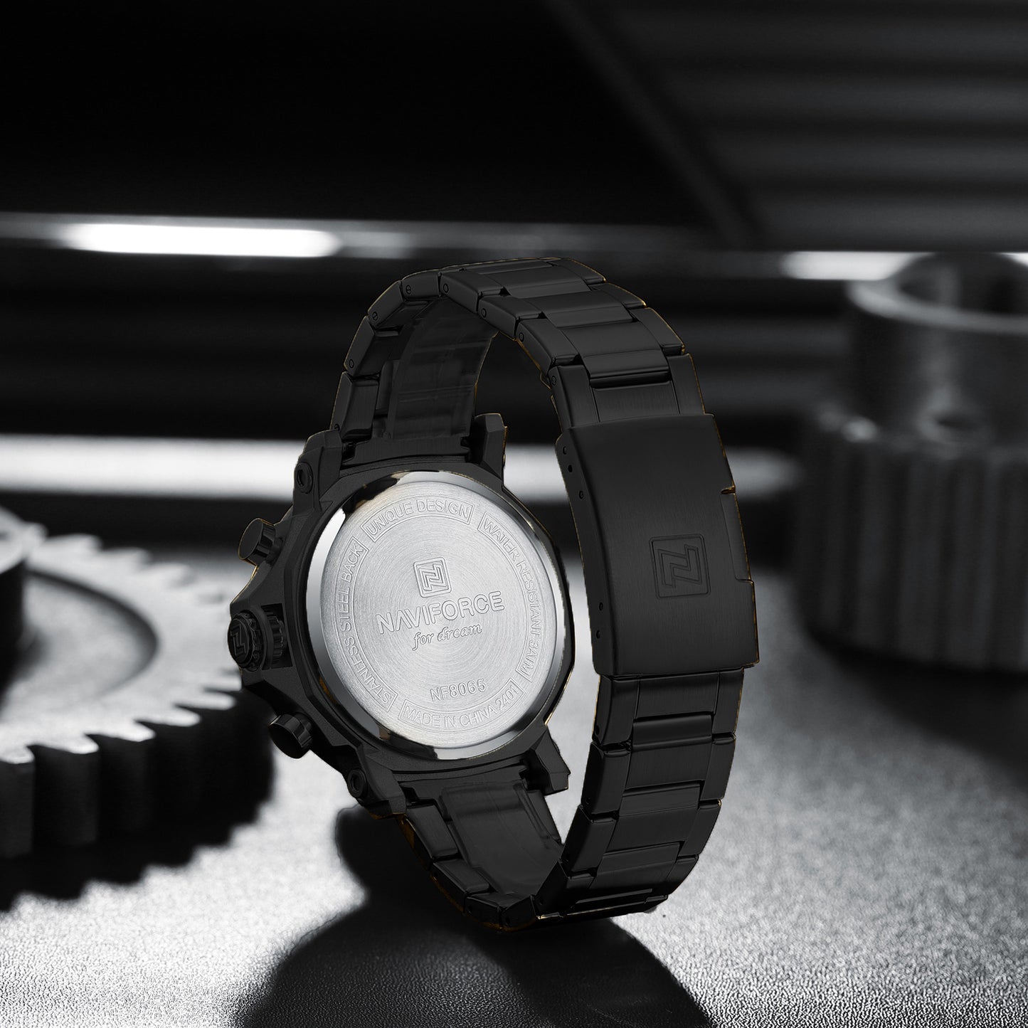 Naviforce NF8065 Black-Green Stainless Steel Analog watch