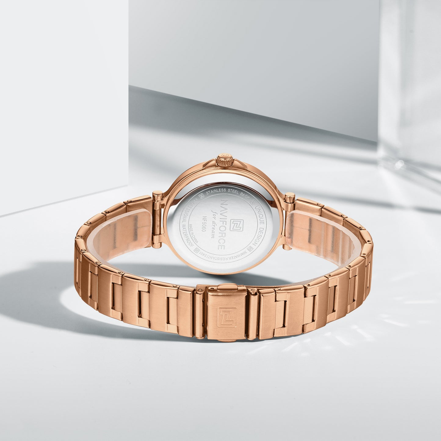 NF5060 White dial with gold strap Analog Watch