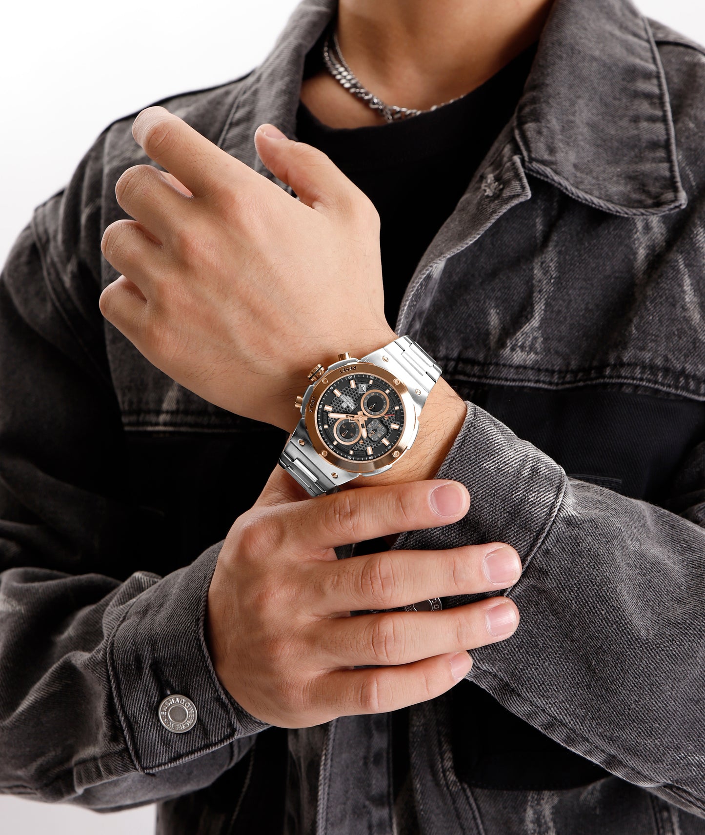 Naviforce NF8072 Men’s Military Style Multifunctional Analog Watch