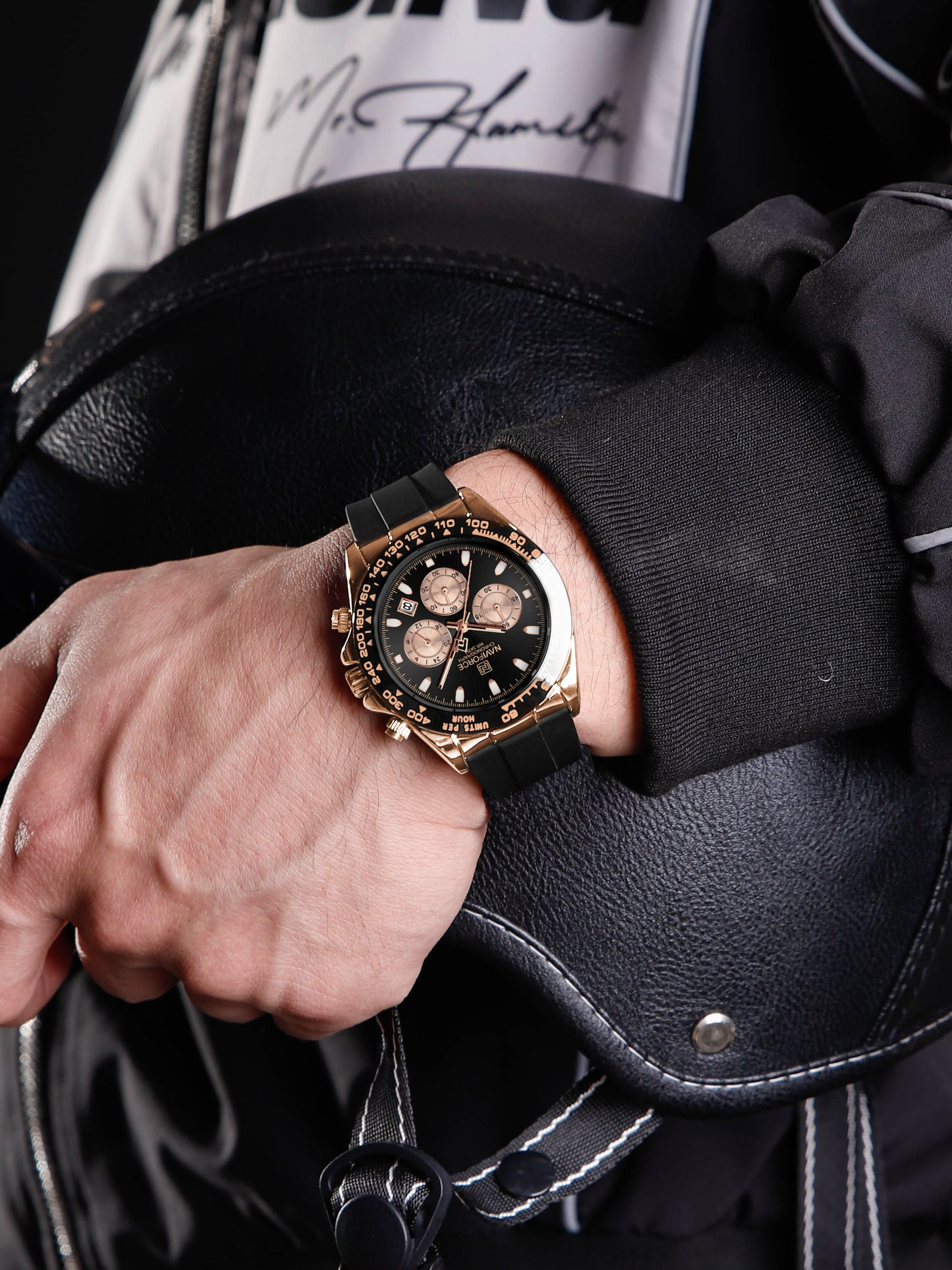 Naviforce NF8054 Black Dial With Silicon Strap Analog watch