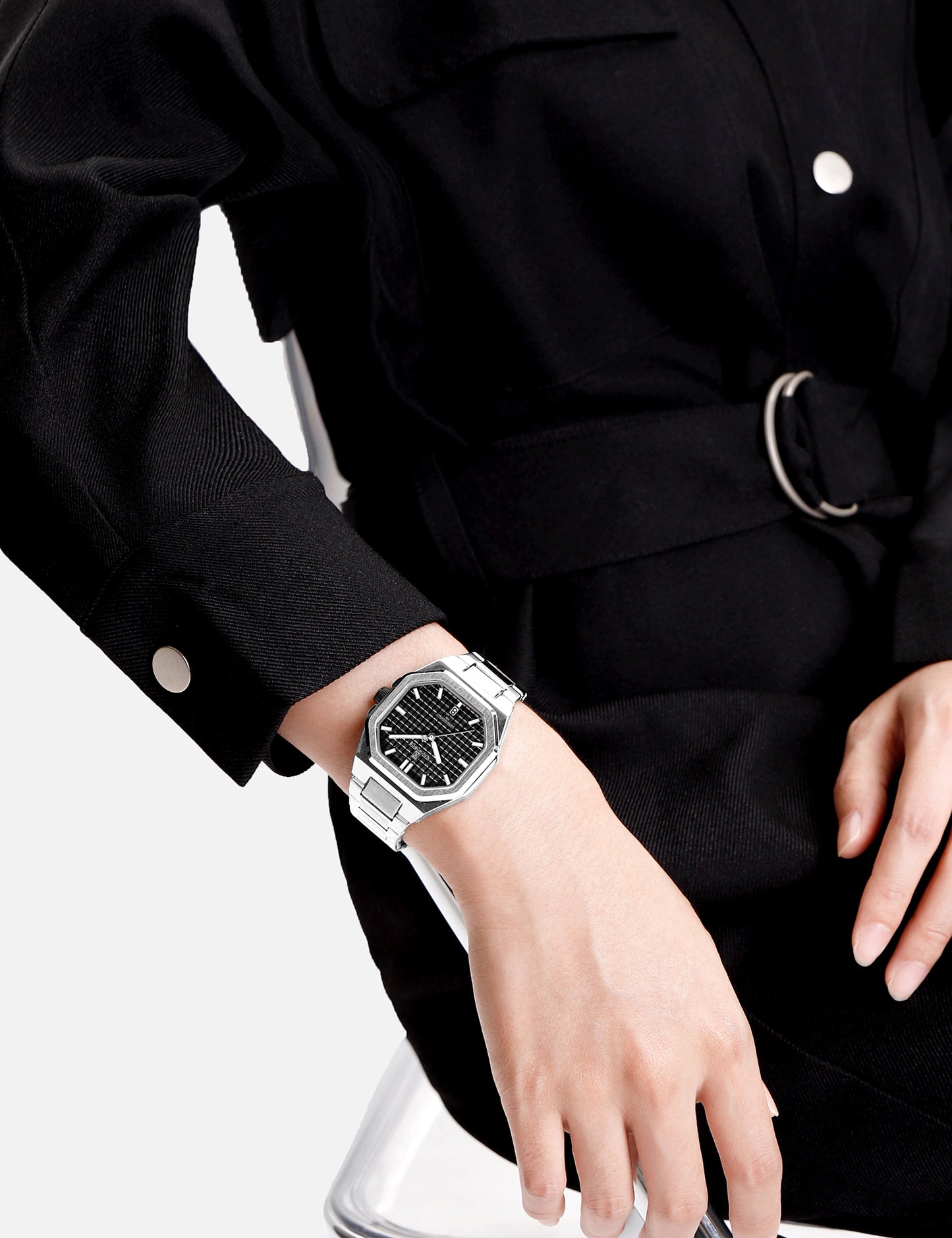 NF5053 Square black dial Analog Watch