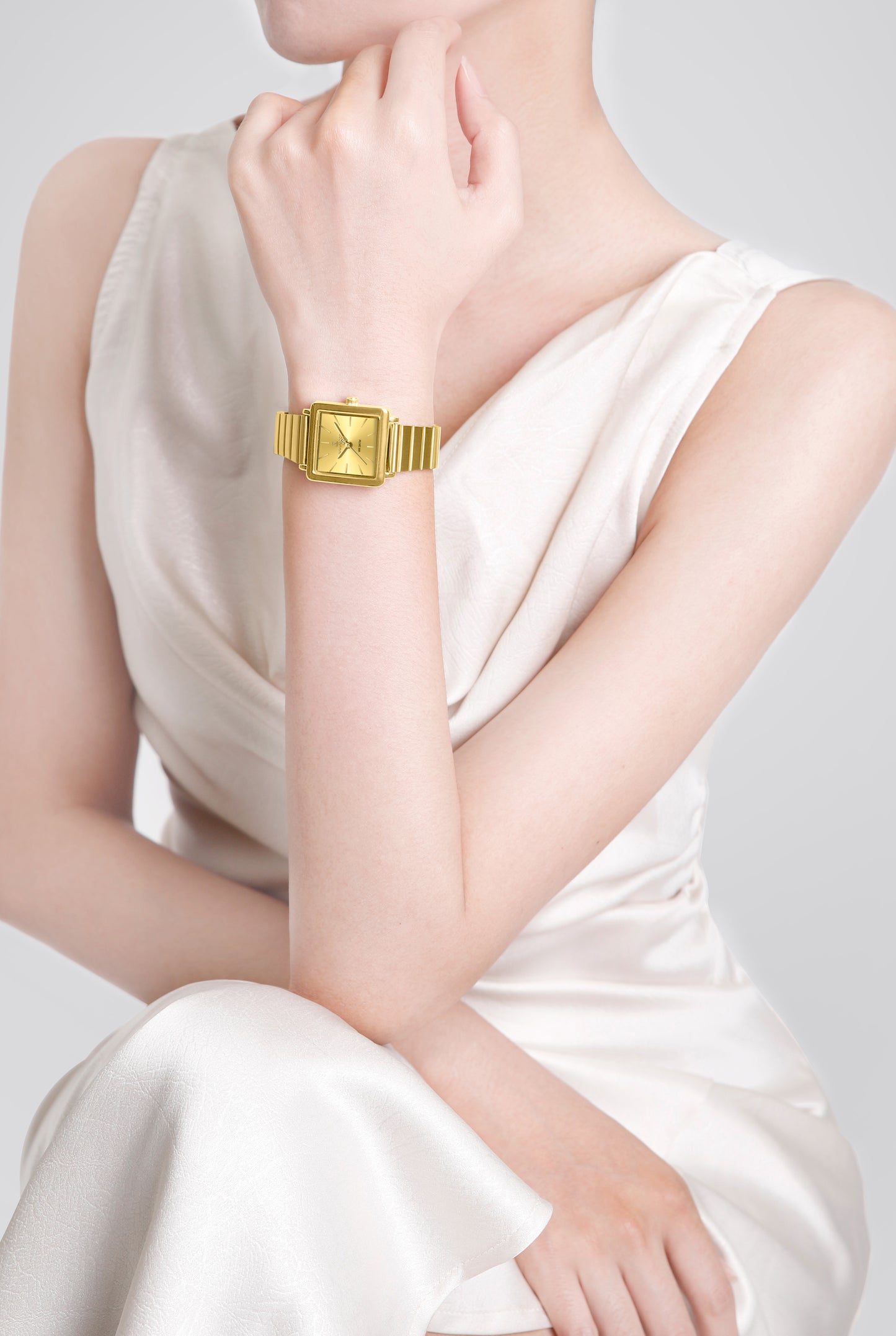 NF5048 Modern Gold square dial Analog Watch