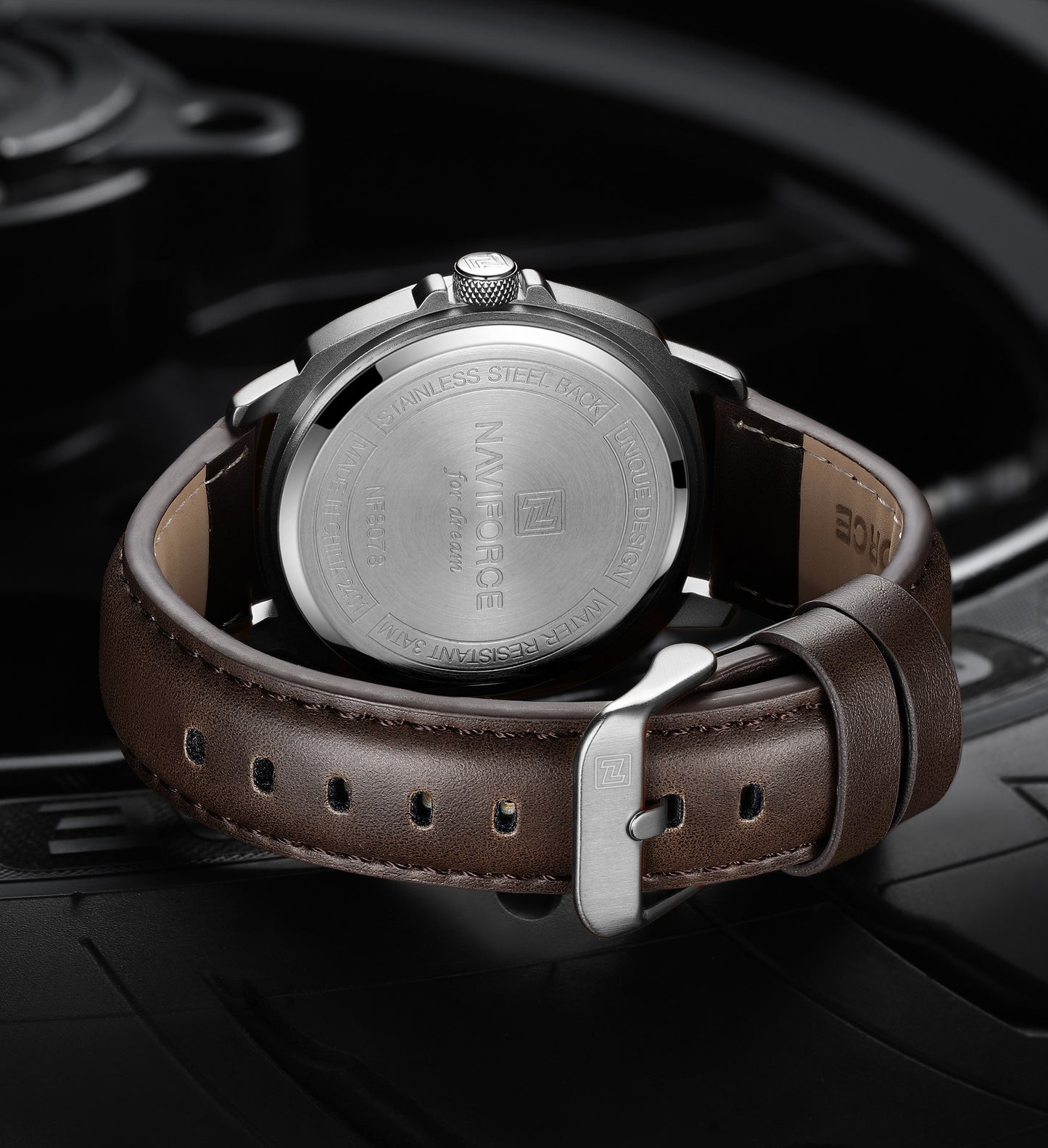 Naviforce NF8078 black dial with brown leather strap Analog Watch