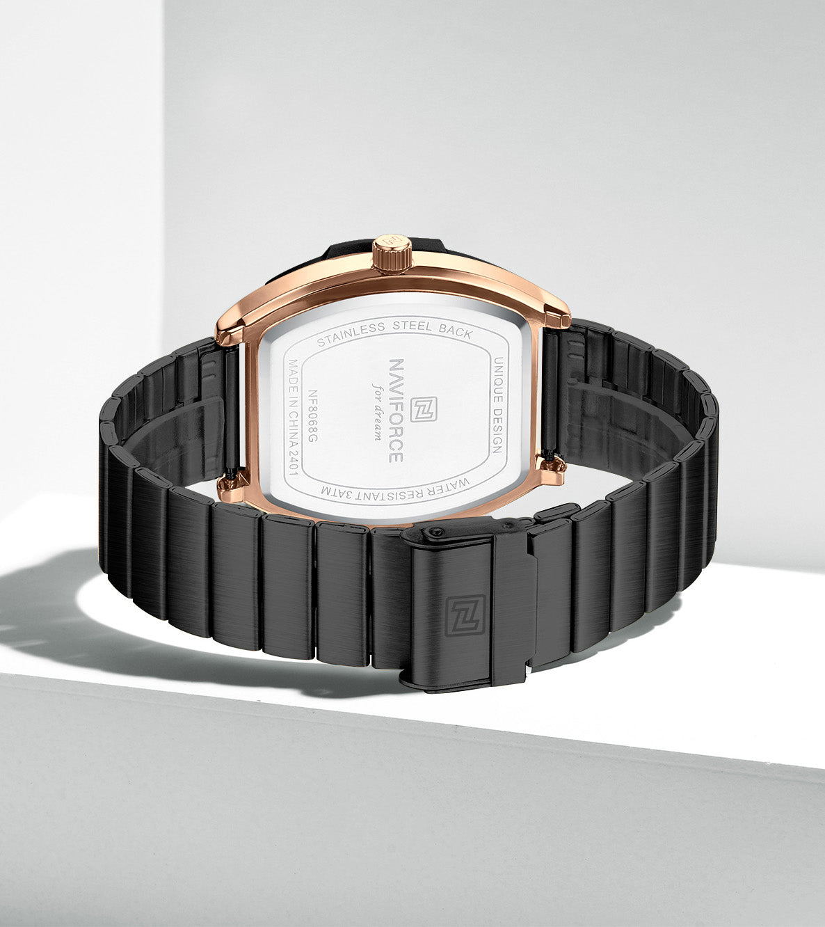 Naviforce NF8068G Rosegold Metallic Accents Analog Watch