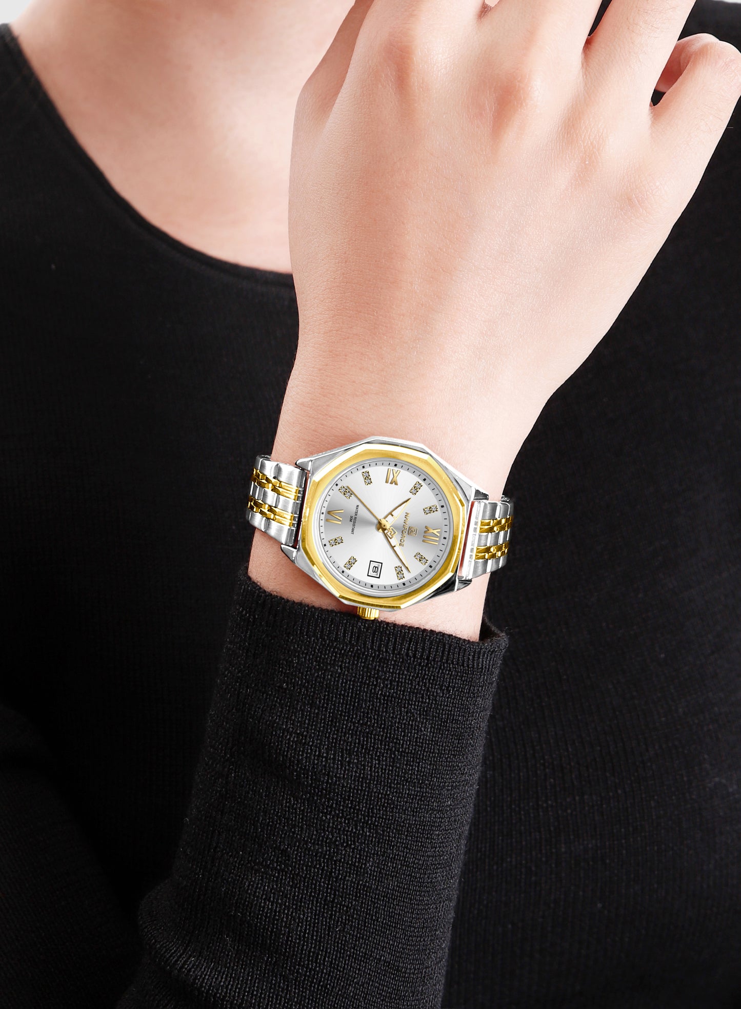 NF5052 White dial with gold strap Analog Watch
